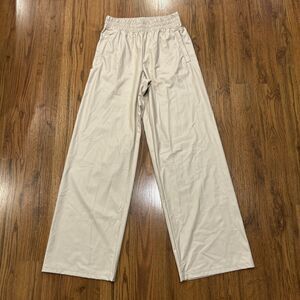 OFFLINE By Aerie Pants Womens XS Real Luxe Beige Wide Leg Pockets Athletic